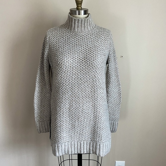 Banana Republic Sweaters - Banana Republic Oatmeal Gray Color Sweater with Side Zip Detail Size M